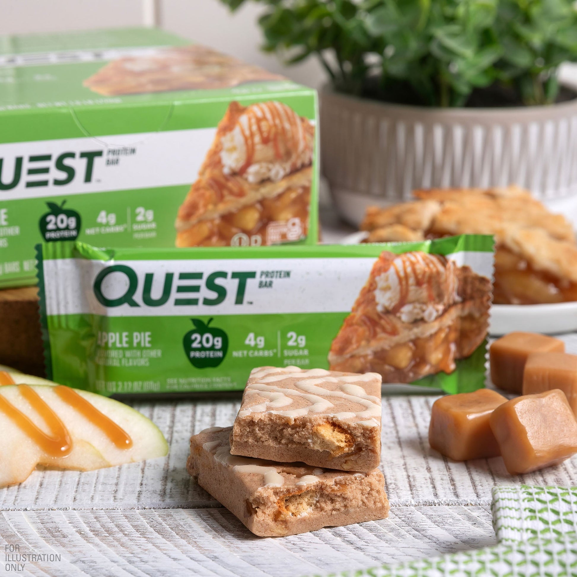 apple-pie-protein-bars-y5 qst-000647-apple-pie-protein-bars_4.jpg