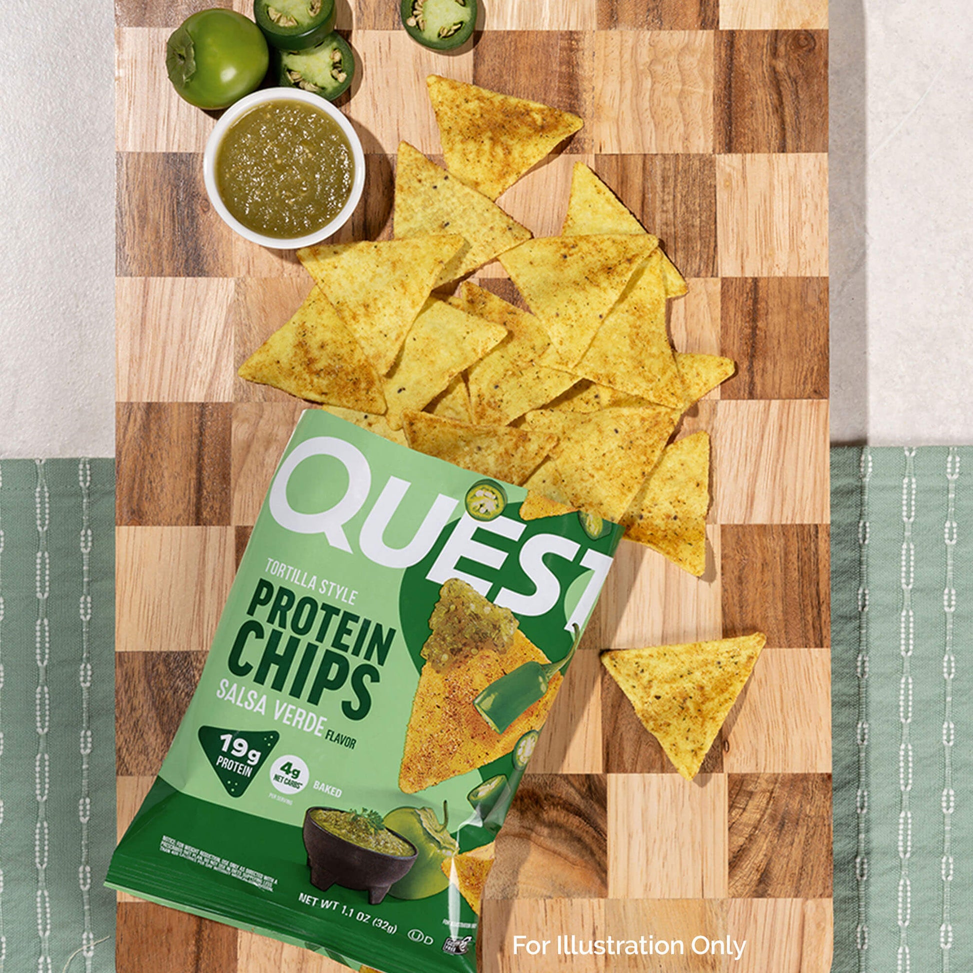 salsa-verde-tortilla-style-protein-chips-l9 qst-016419-salsa-verde-tortilla-style-protein-chips_6.jpg